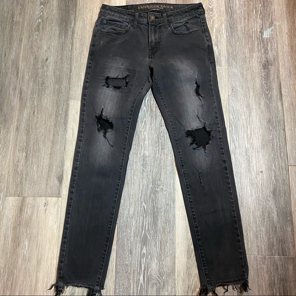 American Eagle Skinny Distressed Jeans